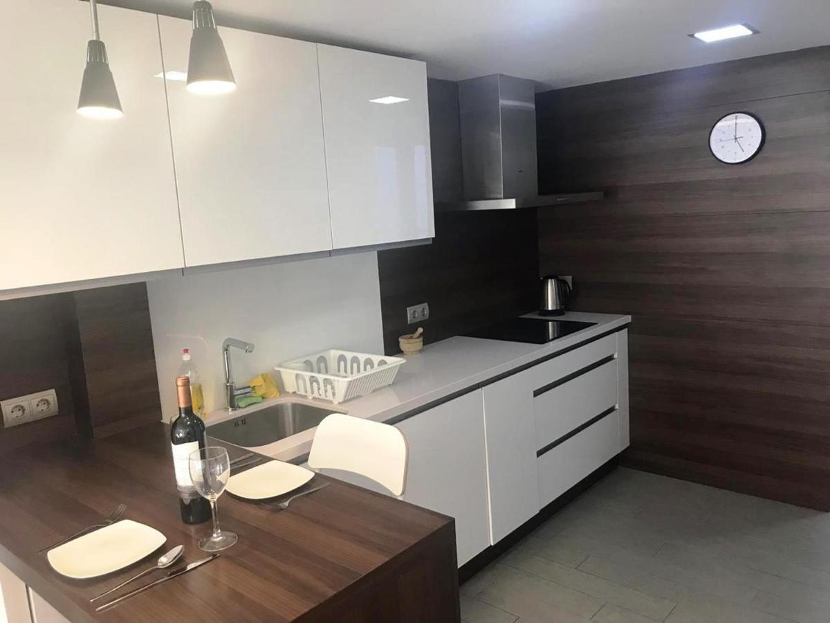 Malaga Centro - La Trinidad Apartment Bagian luar foto