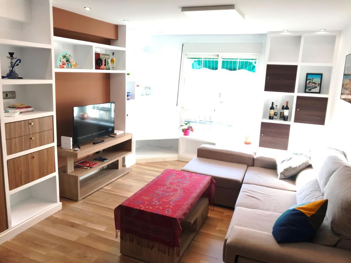 Malaga Centro - La Trinidad Apartment Bagian luar foto