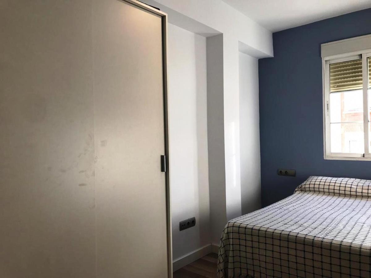 Malaga Centro - La Trinidad Apartment Bagian luar foto